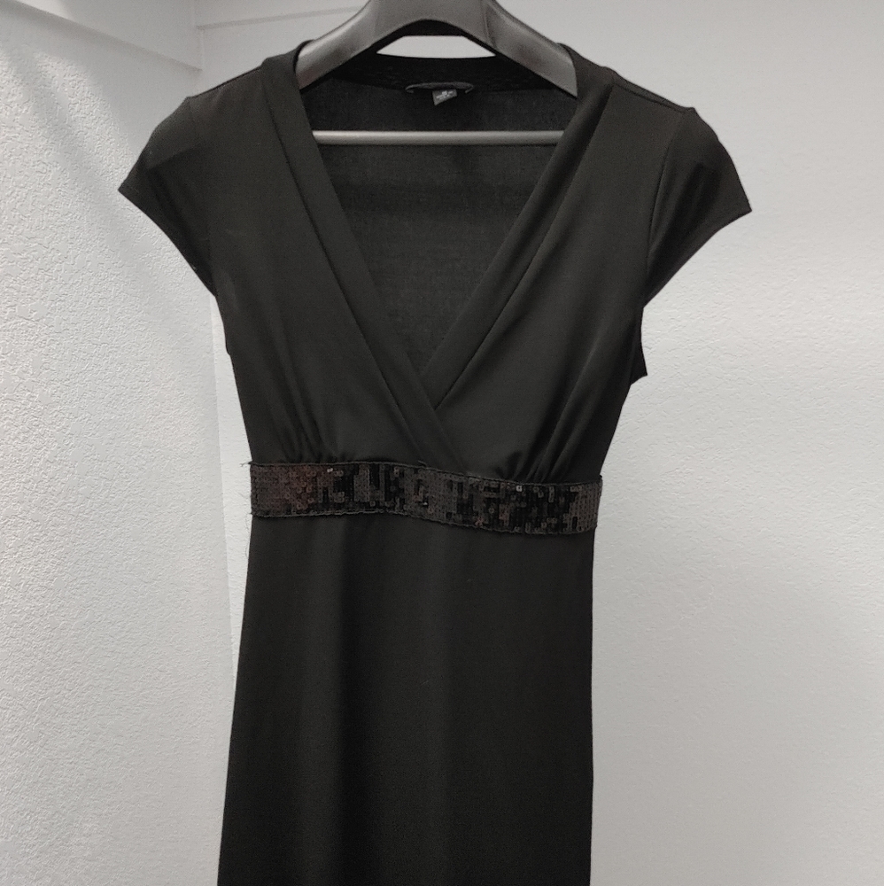 B Wear Black Short Sleeve V Neck Blouse